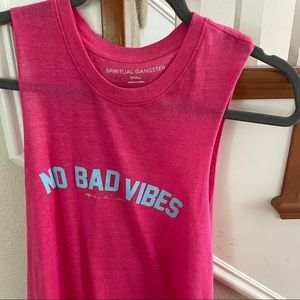 Hot pink No Bad Vibes Muscle tee